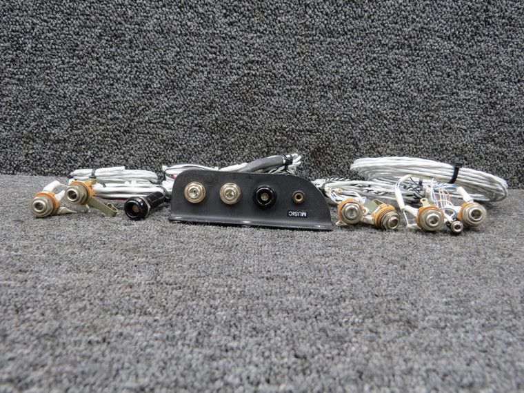 Beechcraft J35 Microphone &amp; Audio Jack with Mount