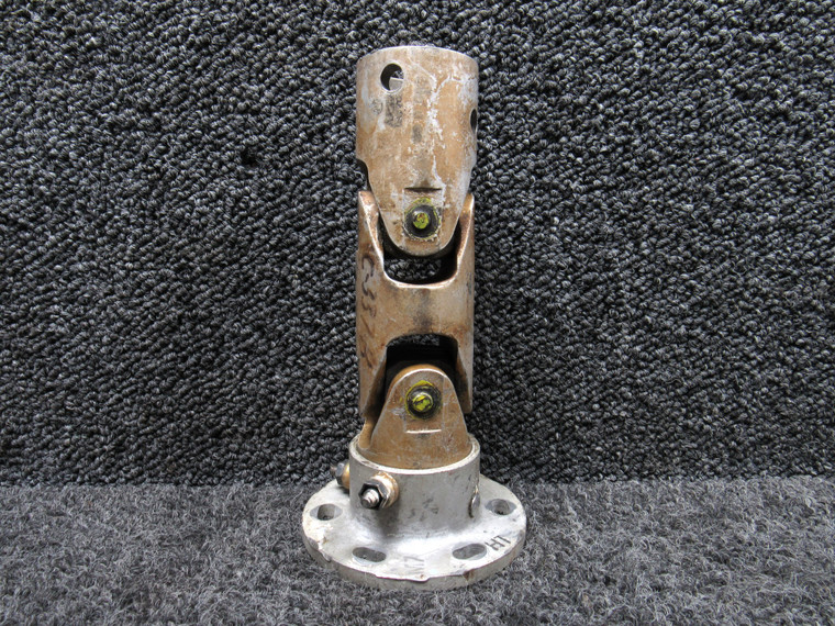 1541037-1 Cessna 337B Main Gear U-Joint and Adapter Assembly LH