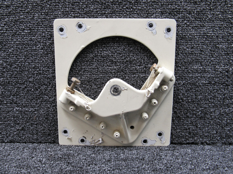 6565004-1, 6565023-1 Cessna 560XL (XLS+) Aileron Pivot &amp; Stop Plate Assembly RH