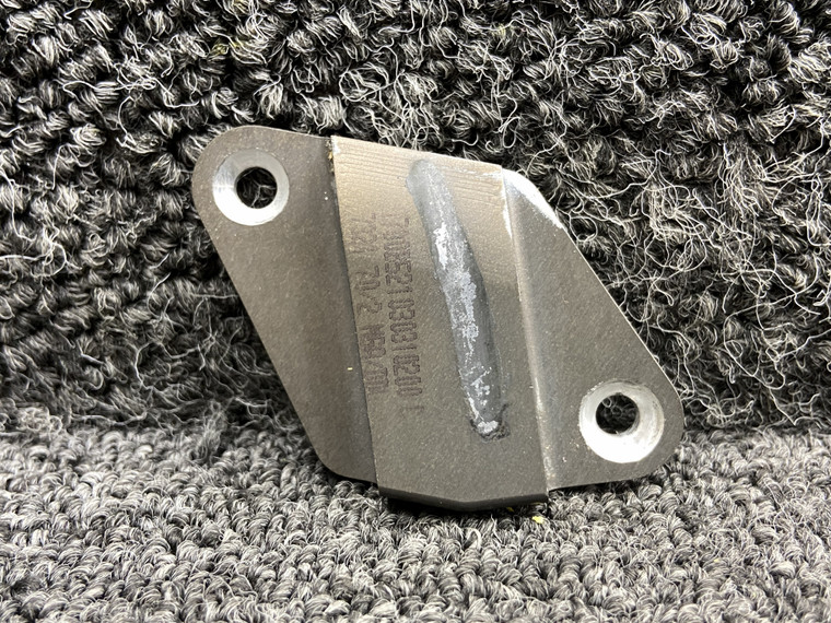 T700B5210303102001 Socata TBM-700 Aft Cargo Door Roller Plate