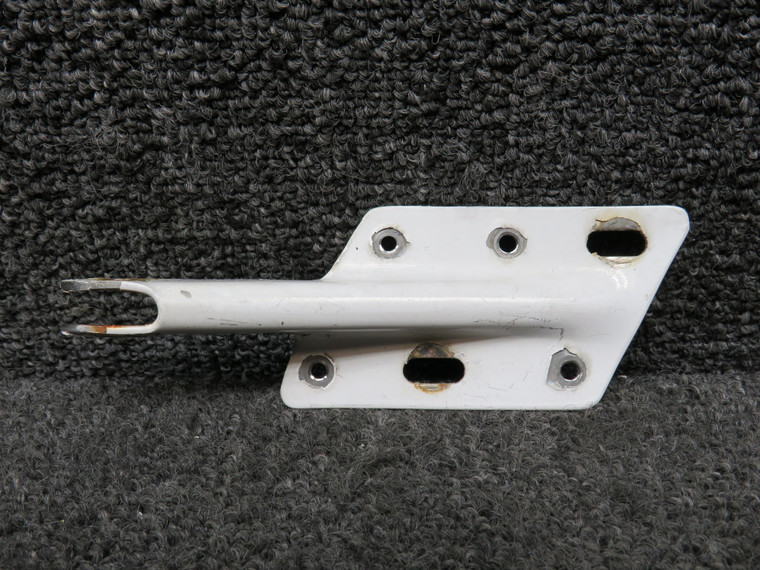 66914-002 Piper PA28-151 Lower Cabin Door Hinge