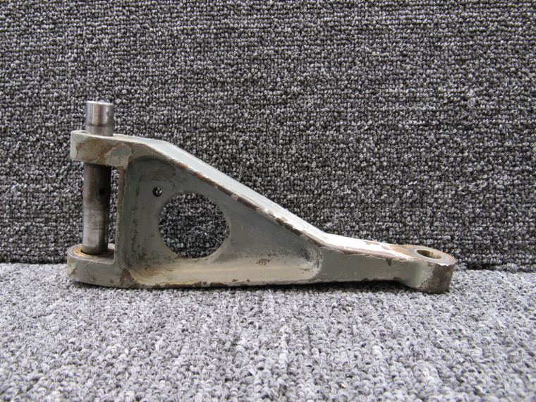5041114-1 (Use: 5041114-7) Cessna 310L Main Landing Gear Link Assembly