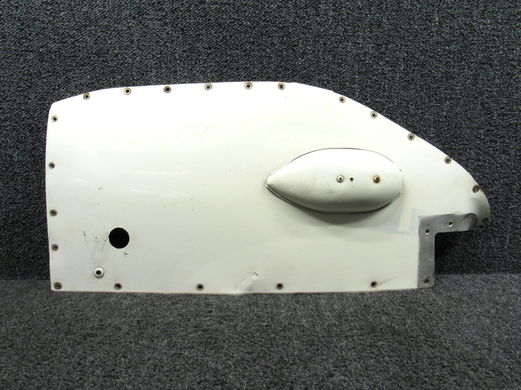 0823413-32 Cessna 310J Lower Wing Tip Fuel Fairing Assembly RH