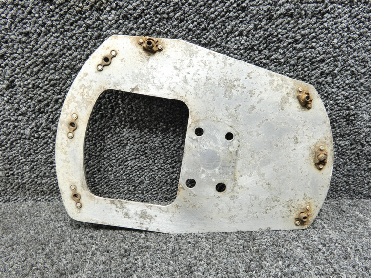 0441201-1 Cessna 150 Main Landing Gear Wheel Pant Plate Assembly LH