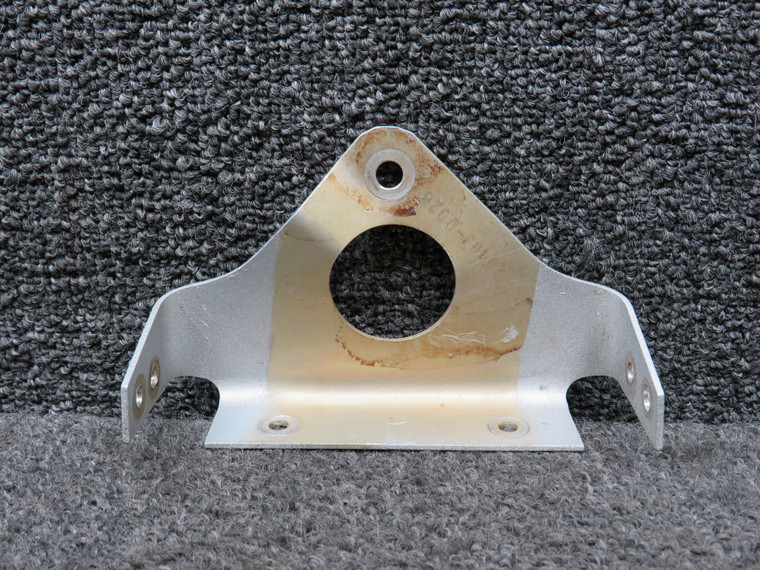 20103-002 Cirrus SR22 Lower Rudder Vertical Top Hinge