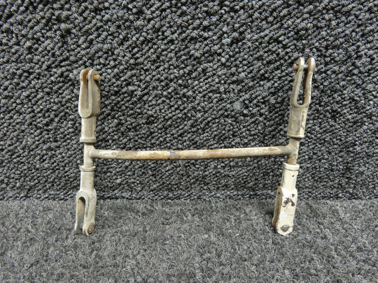 0813300-77 Cessna 310C Nose Landing Gear Door Tie Rod Assembly