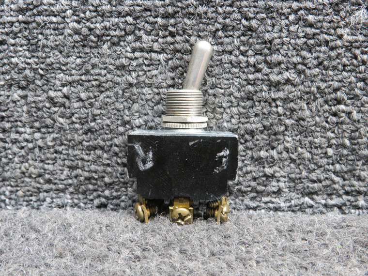 LR39145 (Alt: E60272) Toggle Switch Assembly