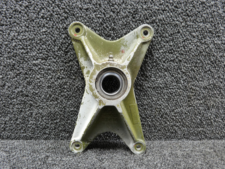 67041-4 Piper Main Landing Gear Forward Trunnion Fitting LH
