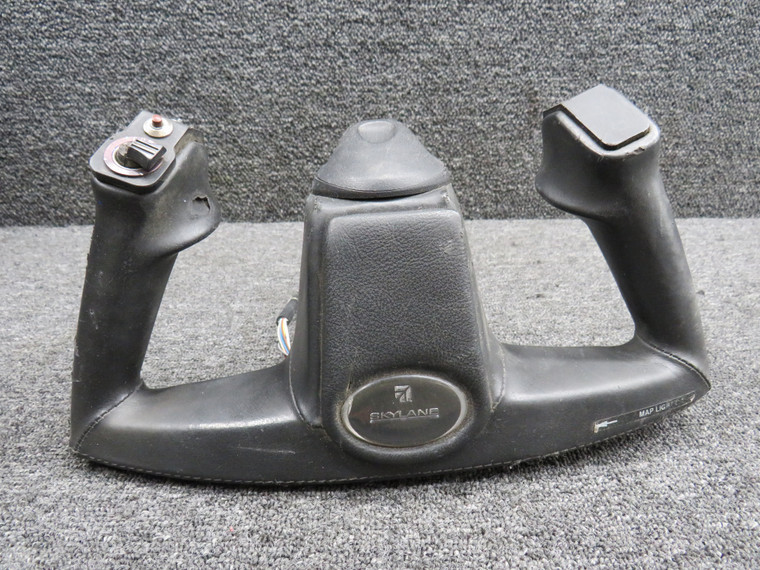 0760151-1 (Use: 1560023-3) Cessna 182S Control Wheel Assembly with Switches