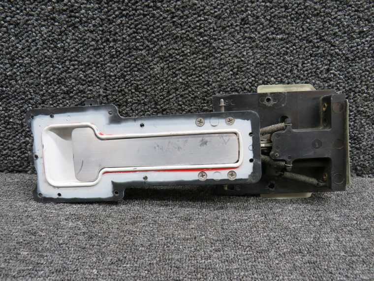 0717024-27, 0717024-12, 0717024-3 Cessna 182S Cabin Door Latch Assembly RH