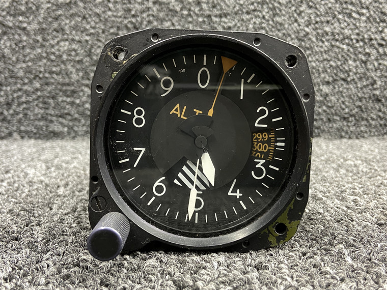 101735-011002 Aerosonic Altimeter Pressure Indicator