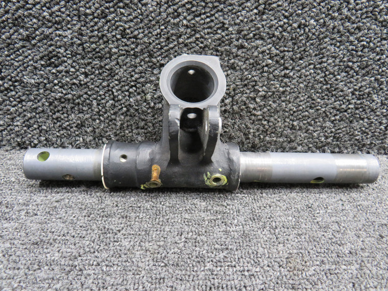 269A7334-7, 269A7333-5 Schweizer 269C Rudder Pedal Inboard Socket &amp; Tube Assy