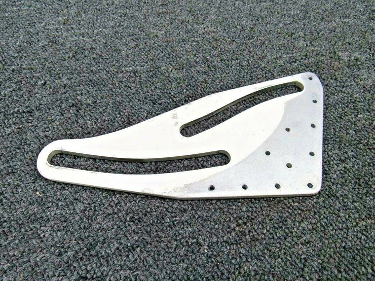 1221064-19 Cessna T210N Track Flap Center LH or RH