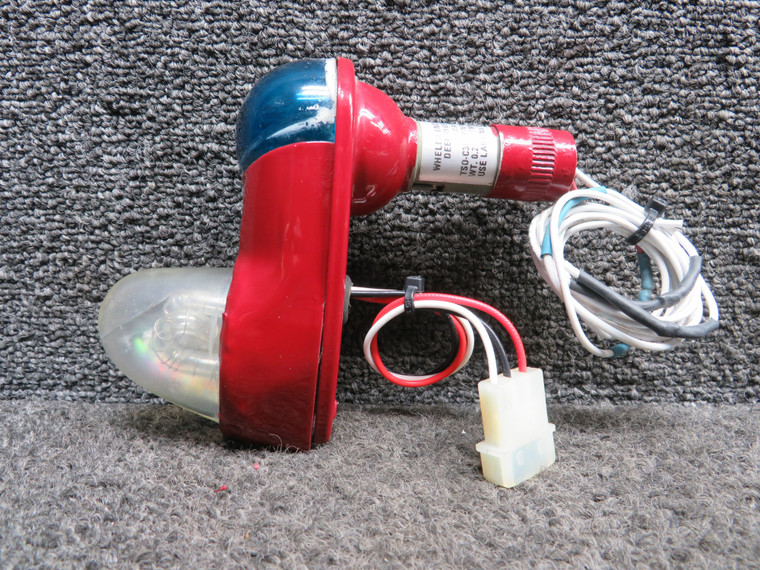 472-895 Whelen Wing Tip Strobe Light Assembly with Lens &amp; Retainer