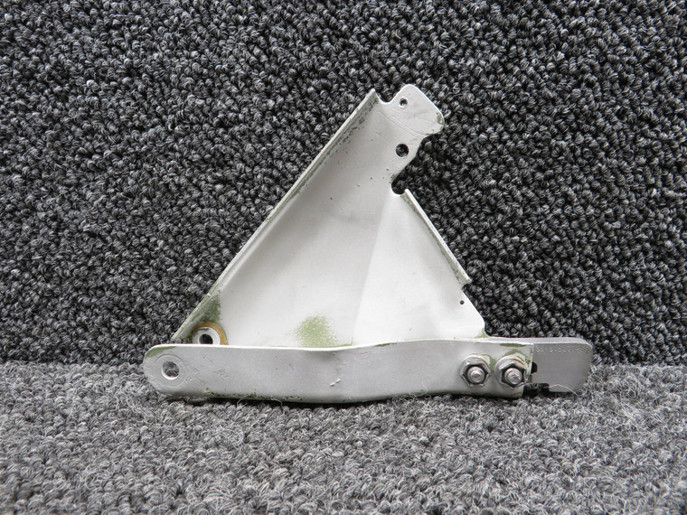 35-815077-15, 35-815077-5 Beech 58 Main Gear Uplock Bracket with Block RH