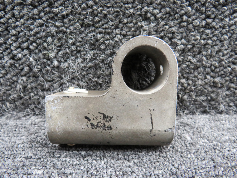 21013-000 Piper PA30 Landing Gear Retraction Lever Socket
