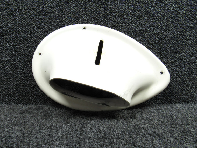 0723612-4 Cessna 182H Wing Strut Lower Fairing RH