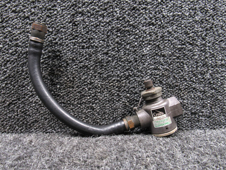 32-436 (Alt: C482001-0101) Cessna 182H Suction Relief Valve