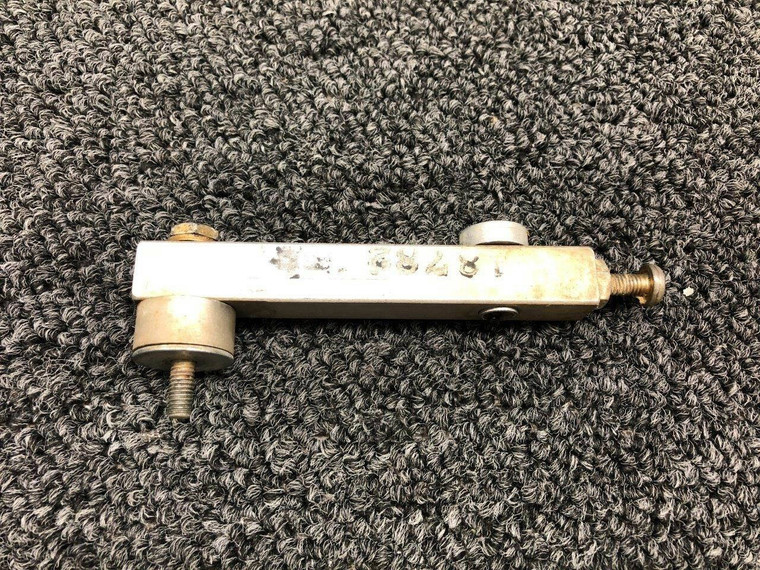 18782-000 Piper PA23-250 Arm Fuel Cable Control Support