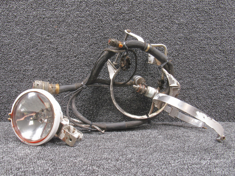 B4150B IAI 1124 Main Landing Gear Taxi Light with Switches and Harness RH