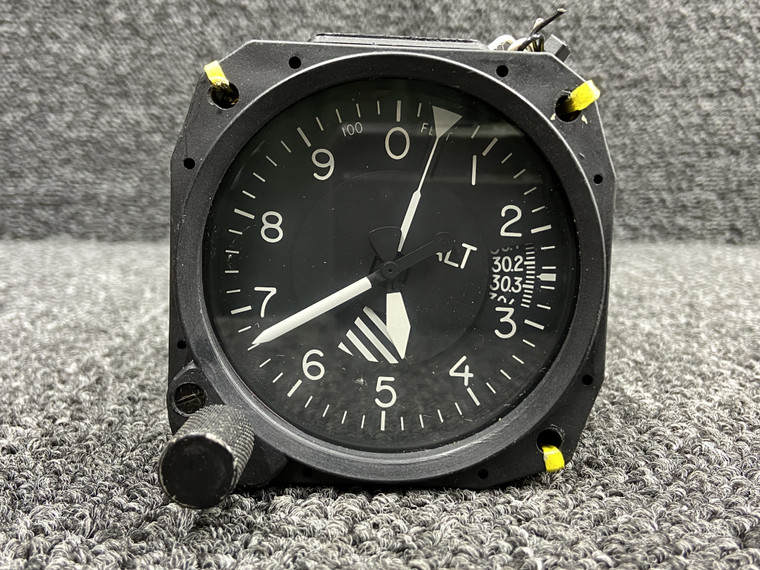5934PA-3 United Instruments Altimeter Indicator (Lighted)
