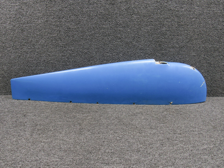 0523701-4 (Use: 0723615-200) Cessna 172D Wing Tip Assembly