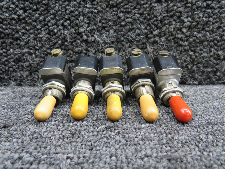 Piper PA30 Und Lab, Carling Toggle Switch Set
