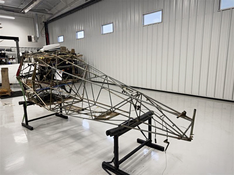 Piper PA22-108 Fuselage with Airworthiness, Data Tag and Logbooks