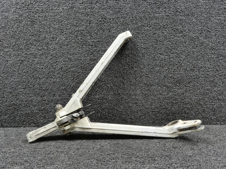 40280-001, 85166-003 Piper PA31-325 Main Gear Side Link Assembly Aft and Fwd RH