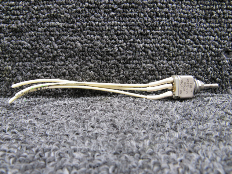 ITWI-7 (Alt: MS27716-27) Und Lab Inc Momentary Switch