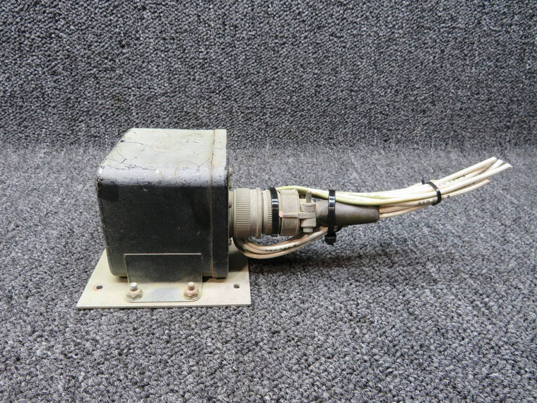 0870155-13 (M/N: 4065-3018) Cessna 320D Goodyear De-Ice Guard Timer