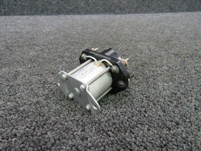 6041H53A Cutler-Hammer Current Relay (Volts: 12)