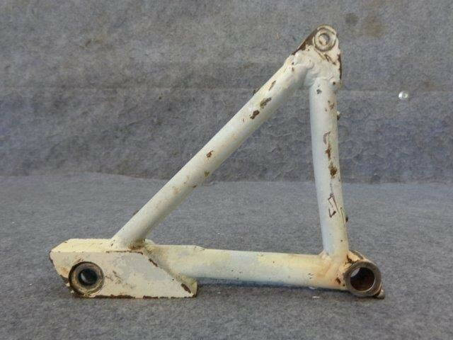 520006-502 Mooney M20J Main Landing Gear Retract Truss RH