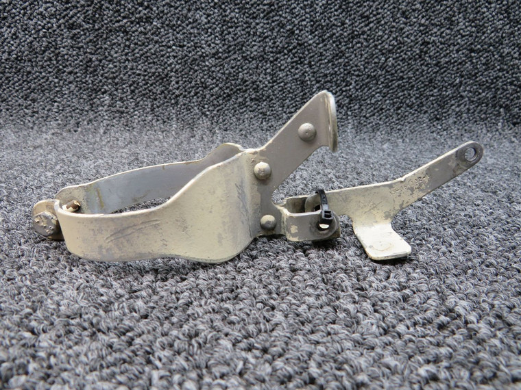 35-361132-1 (Use: 002-361013-20) Beech 95-C55 Gear Arm &amp; Clamp Safety Switch