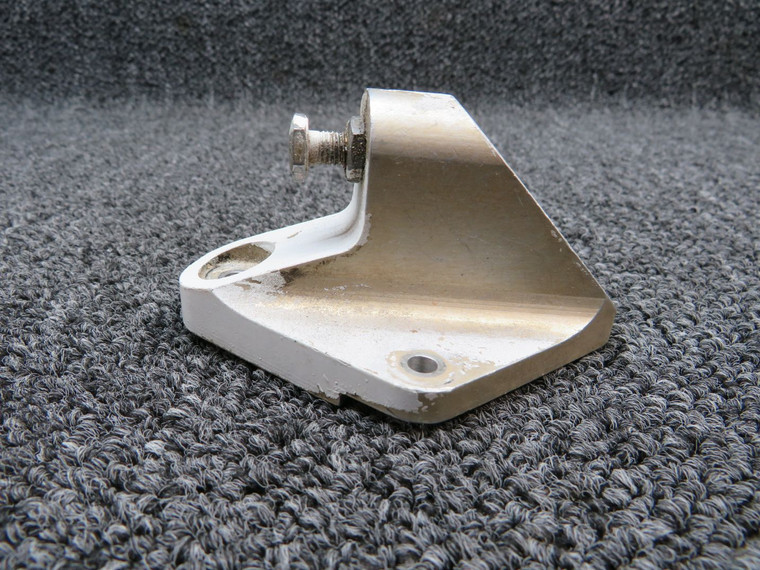 2213089-1 Cessna TR182 Stop Support LH