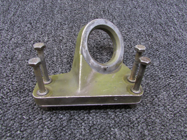 0851203-16 Cessna 310R Engine Mount Fitting Forward RH