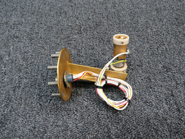 020-924-003 (Alt: 9910082-8), 366-917-001 Gull Fuel Transmitter LH or RH (28V)