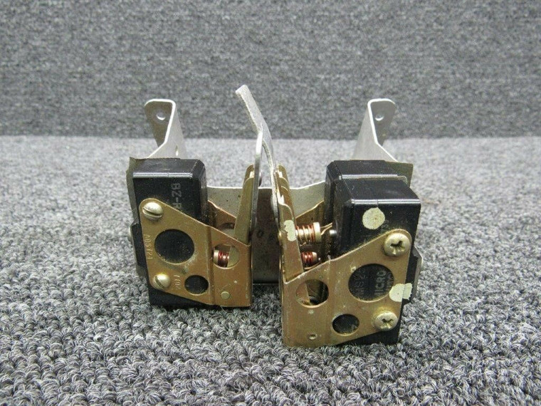 002-364013-29 (Use: 002-364013-609) Beechcraft V35B Landing Gear Limit Switch