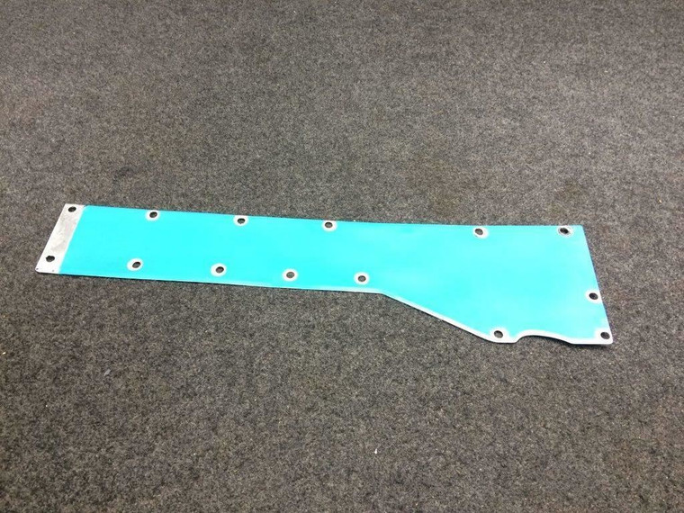 1221105-6 Cessna T210H Fillet Center Upper RH