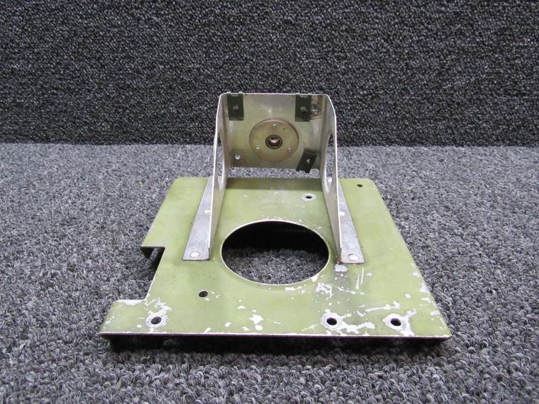 1261445-4, 1261455-1 Cessna T210H Panel Lower Pedestal Fuel Control