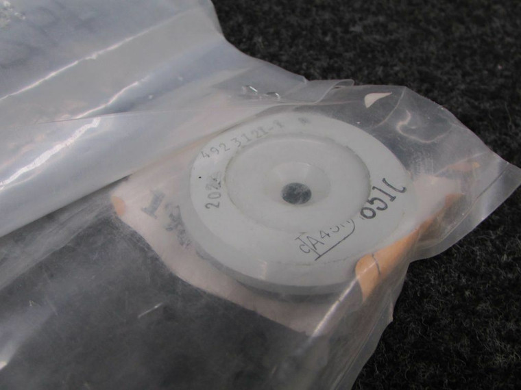 4923121-1 Douglas DC-9, MD-80 Bushing (NEW OLD STOCK) (SA)