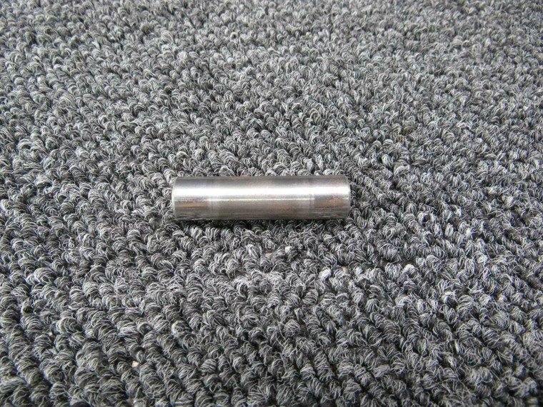 1281019-1 Cessna 210 Main Gear Piston Roller