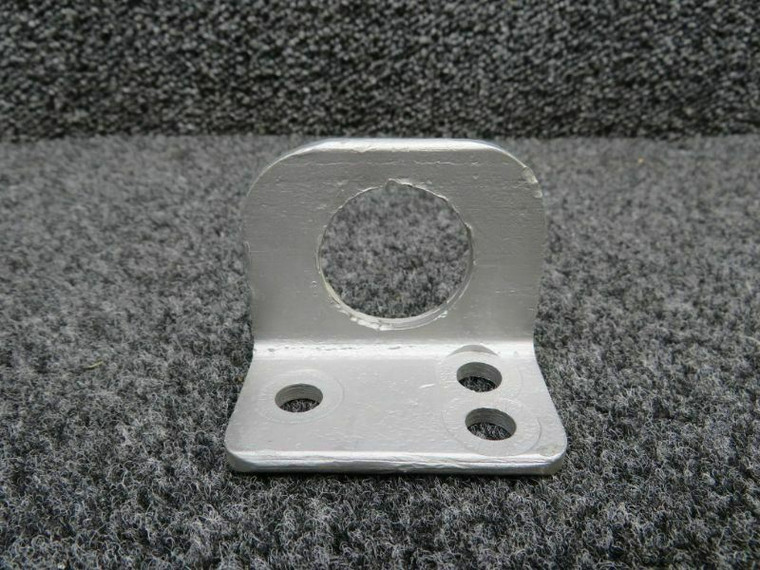 0341146 Cessna 195 Towing Lug