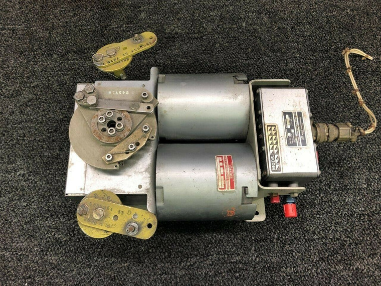 MG113E1 Aero Commander 680FL King Radio Pneumatic Actuator (Volts: 28)