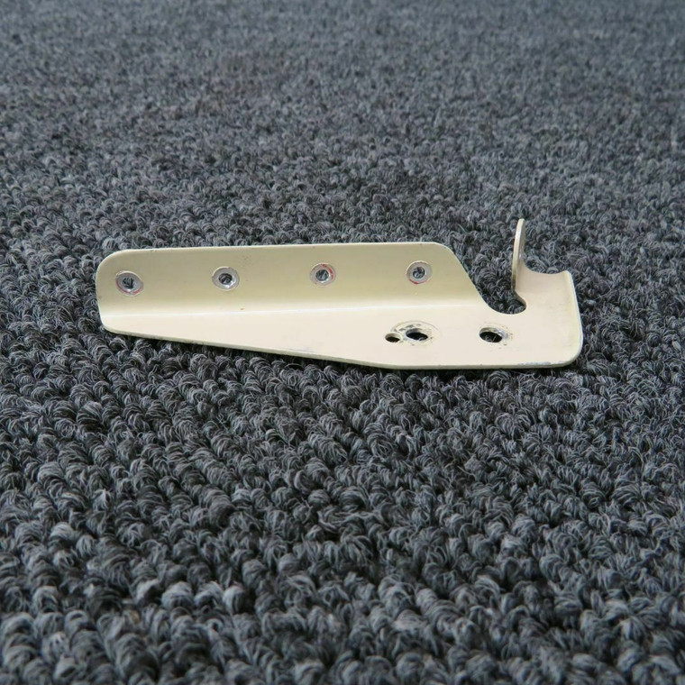 95-410031-11 Beech 95-C55 Nose Gear Door Bracket Hinge LH