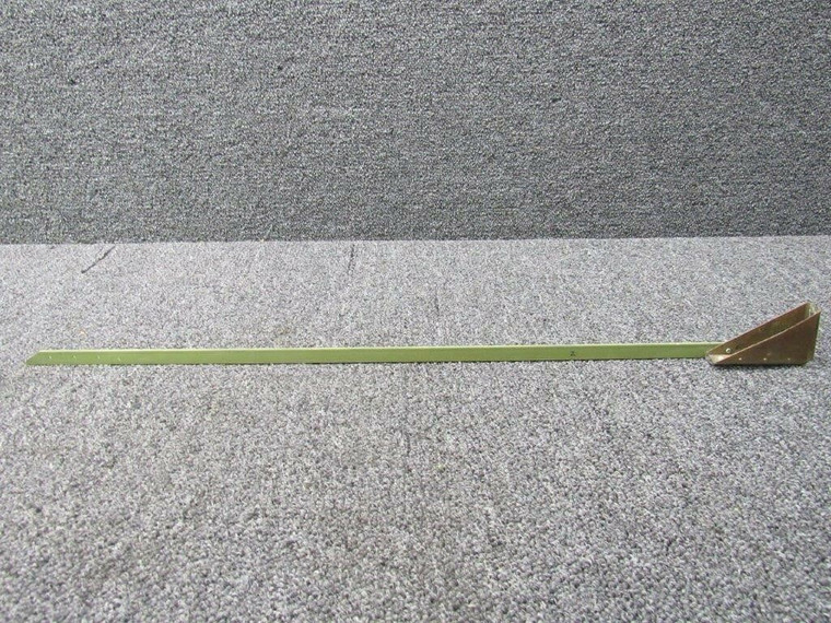 0712008-2/ 0712000-13 Cessna A185F RH/LH Bracket Seat Belt Lug w/ Angle