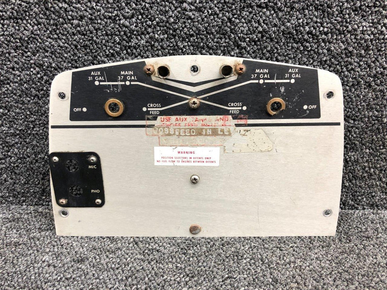 96-924028-1 Beechcraft E-55 Fuel Placard 112 Gallon