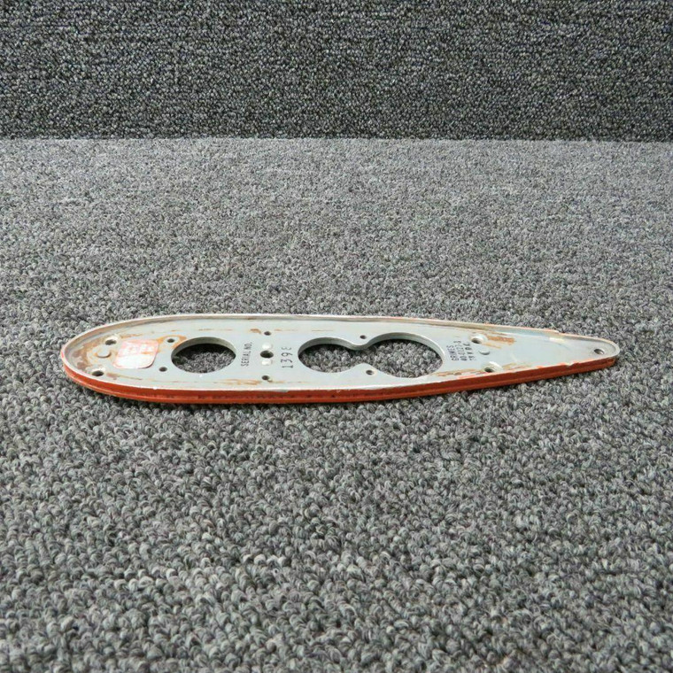 32495-1 Beechcraft E-55 Light Mounting Plate