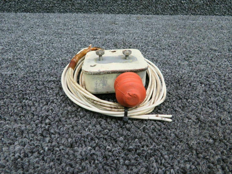 95-361015-601 Beechcraft E-55 Landing Gear Safety Switch (Volts: 14-28)