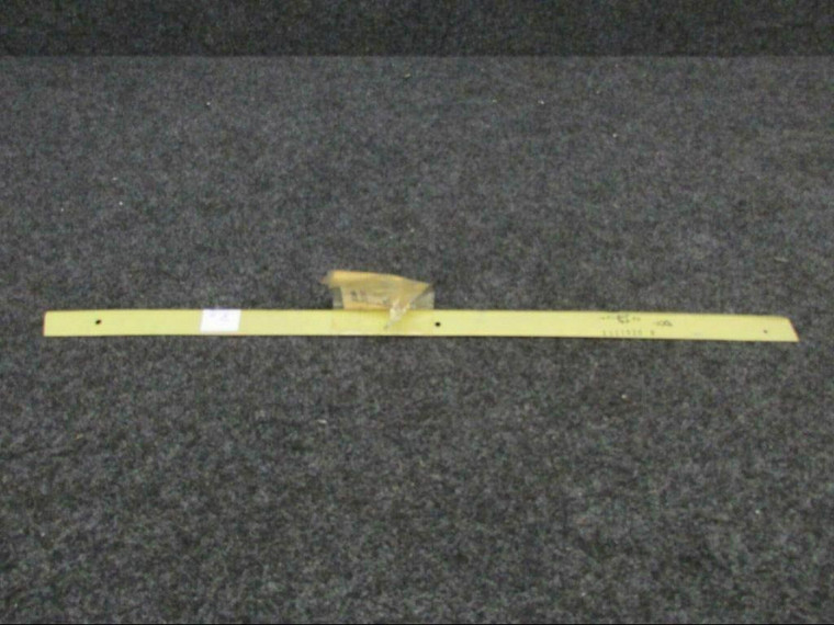 1211610-3 Cessna Angle Assembly (NEW OLD STOCK) (SA)
